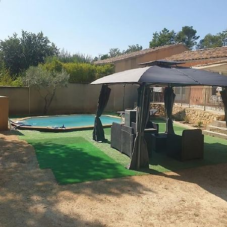 Entre Vignes Et Garrigues A 4Km Du Mas De So Villa Laudun Exterior foto