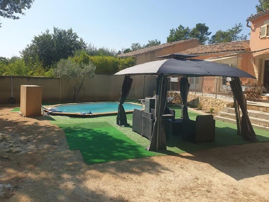 Entre Vignes Et Garrigues A 4Km Du Mas De So Villa Laudun Exterior foto