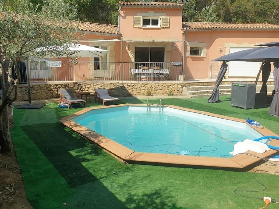 Entre Vignes Et Garrigues A 4Km Du Mas De So Villa Laudun Exterior foto
